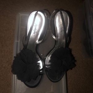 Women’s Jacqueline Ferrar size 7 high heels